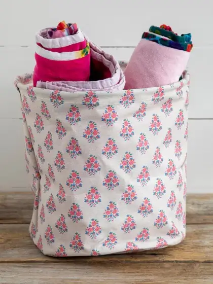 Contenedor de residuos de almacenamiento