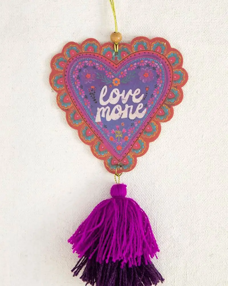 AMBIENTADOR LOVE MORE