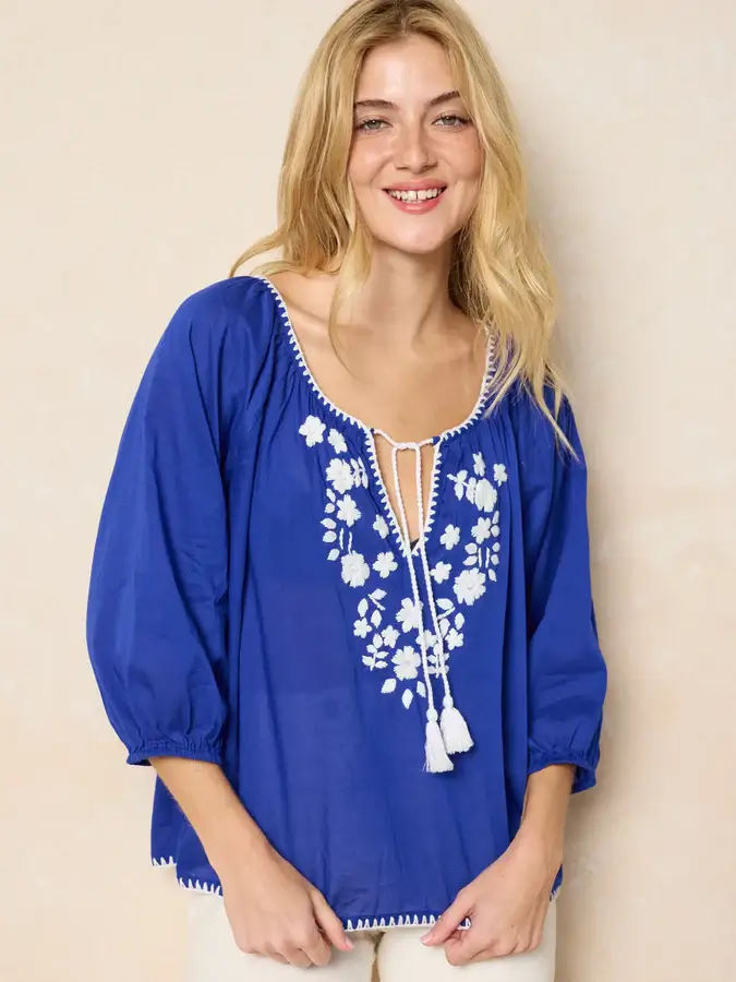 Blusa Bordada manga larga azul imperio