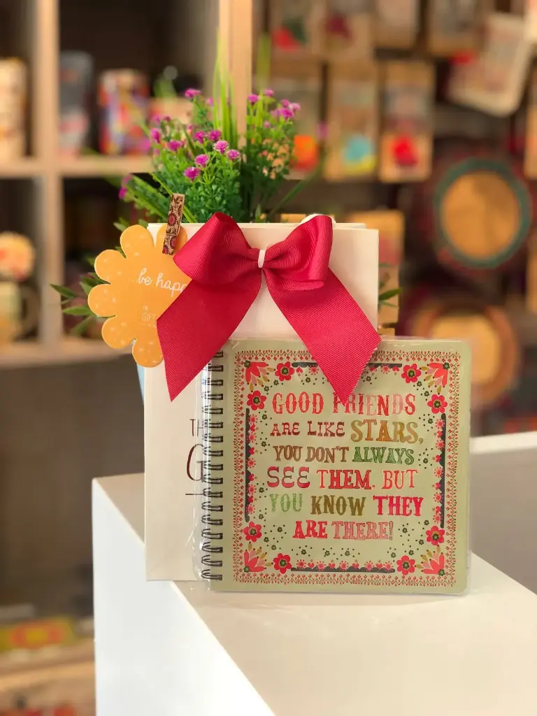JOURNAL GOOD FRIENDS ARE LIKE