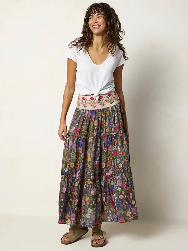 Falda Bordada Maxi Small