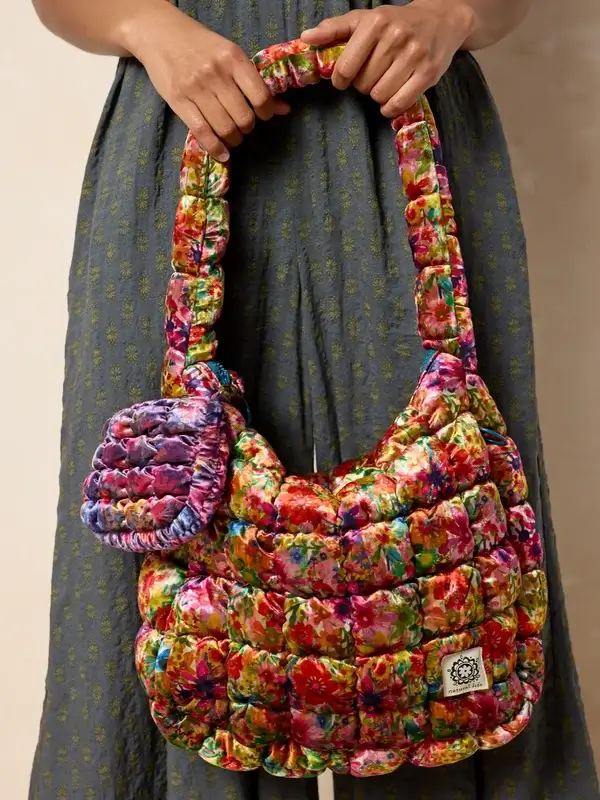Mini cartera con clip