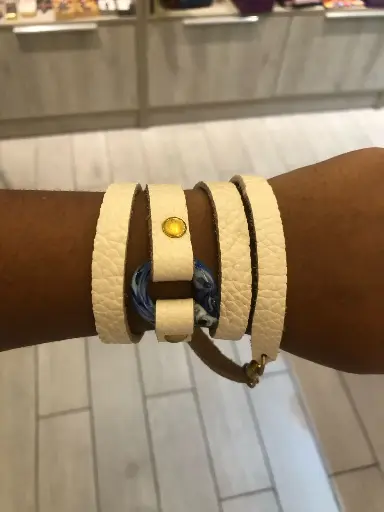 [CRISTAL EN MEDIO] Pulseras Piel Gipsy