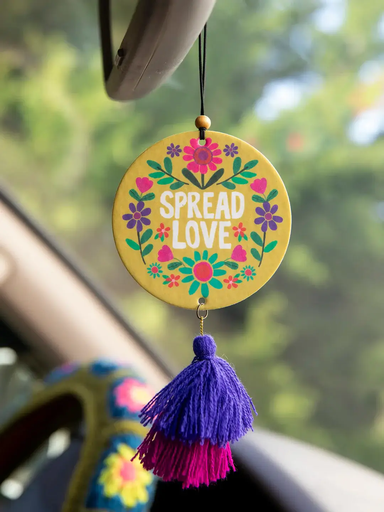 [CCH000074] Air Freshner Green Spread Love