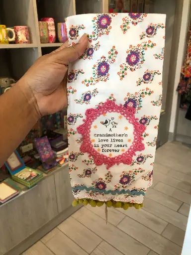 [HTWL022] Crochet Hand Towel Grandmother