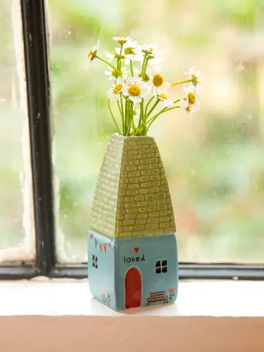 [VASE000027] Cottage Bud Vase Loved Cottage