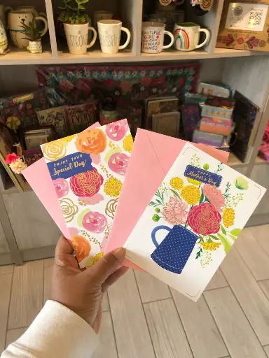 [Hallmark] Tarjetas Madres 2025