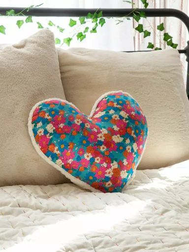 [PLW202] Heart Pillow