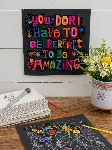 [HNT017] Libreta para dibujo con posters para calcar