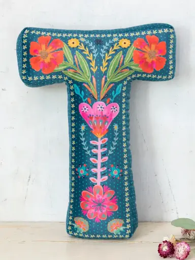 [PLW000165] Cojín Bordado Letra T de flor