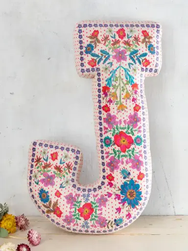 [PLW000158] Cojín Bordado Letra J en flores