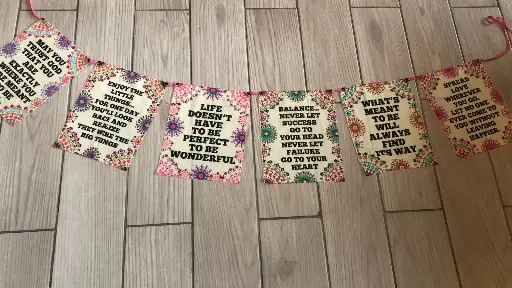 [FLG005] Guirnalda de inspiración mandala confianza